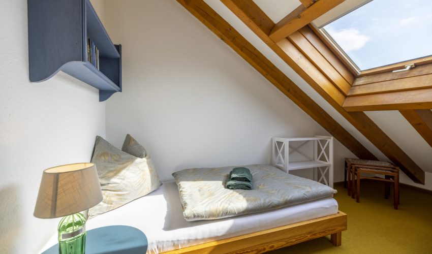Schlafzimmer 4